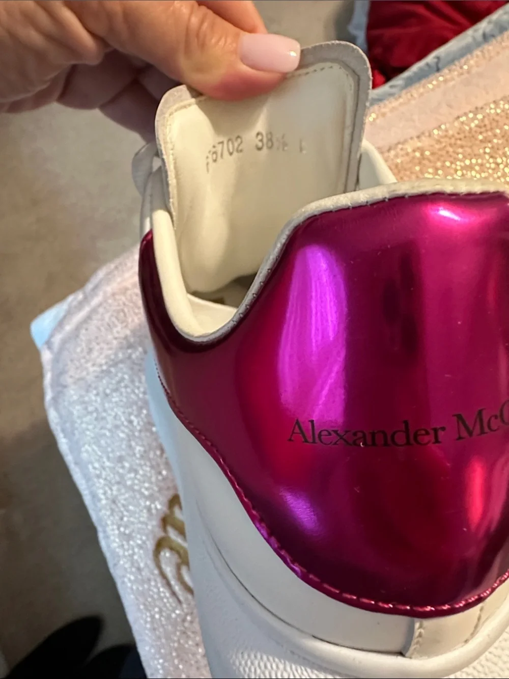 Alexander McQueen Women’s White Leather Sneakers with Pink Heel Tab